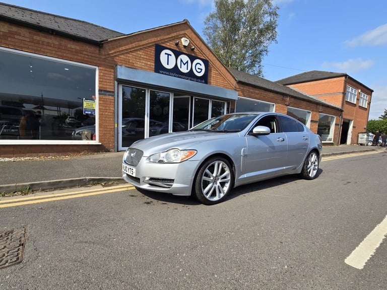 2010 Jaguar XF 3.0 V6 PREMIUM LUXURY 4d 240 BHP Saloon Diesel Automatic