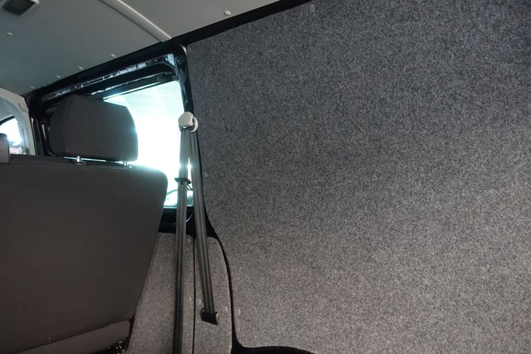 2016 Volkswagen Transporter 2.0 BiTDI T32 BlueMotion Tech Window Van 4dr Diesel DSG FWD SWB Euro ...