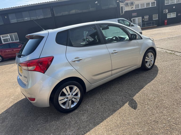 2012 Hyundai Ix20 1.6 Style Auto Euro 5 5dr MPV Petrol Automatic