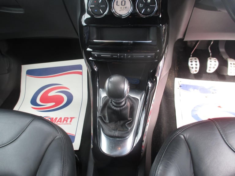 2015 DS Automobiles DS 3 1.6 BlueHDi Ultra Prestige Euro 6 (s/s) 3dr HATCHBACK Diesel Manual