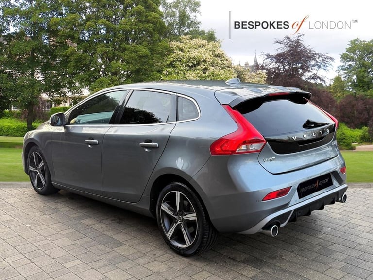 2017 Volvo V40 2.0 D2 R-Design Nav Plus Auto Euro 6 (s/s) 5dr Hatchback Diesel Automatic