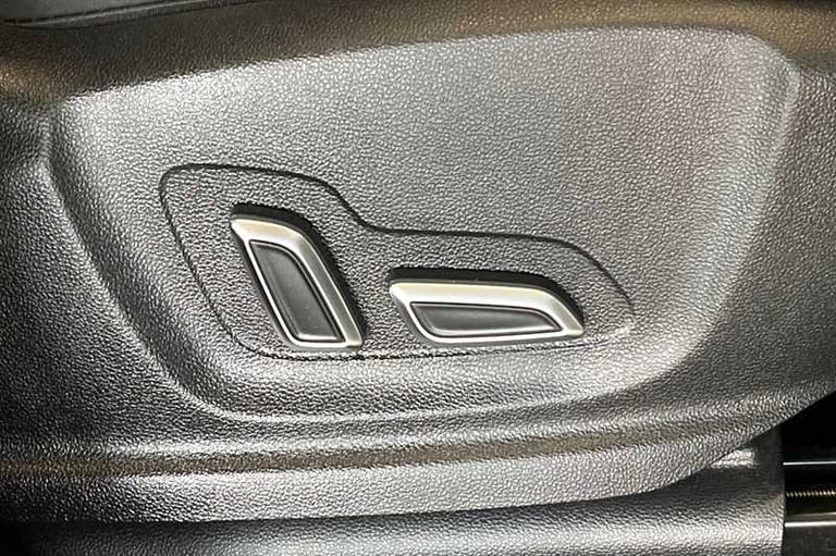 2023 MG MG HS 1.5 T-GDI PHEV SE 5dr Auto ESTATE PETROL/ELECTRIC Automatic