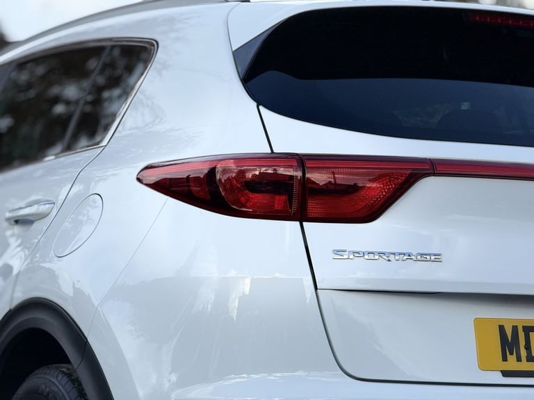 2017 Kia Sportage 1.7 CRDi ISG 2 5dr DCT Auto ESTATE DIESEL Automatic