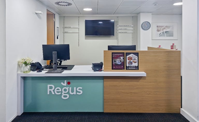 Brighton - BN1 3XF, Open plan office space for 15 people at Queensberry House