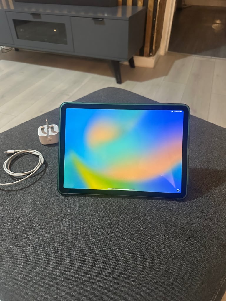 Apple iPad Air 5th generation 64gig 