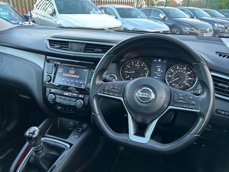 2019 Nissan Qashqai 1.3 DiG-T N-Connecta 5dr HATCHBACK PETROL Manual