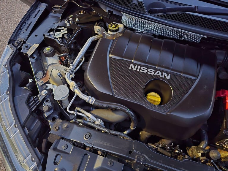 2018 Nissan Qashqai 1.5 dCi N-Connecta SUV 5dr Diesel Manual Euro 6 (s/s) (115 ps) HATCHBACK Dies...