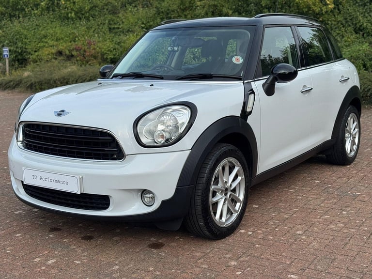 2015 MINI Countryman 1.6 Cooper Auto Euro 6 5dr HATCHBACK Petrol Automatic