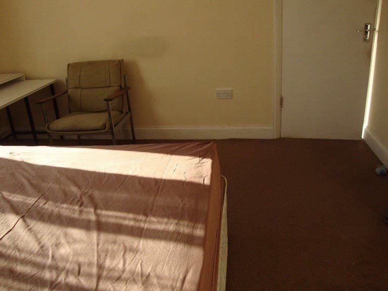 One comfortable Double room for rent in a family house in Hounslow
