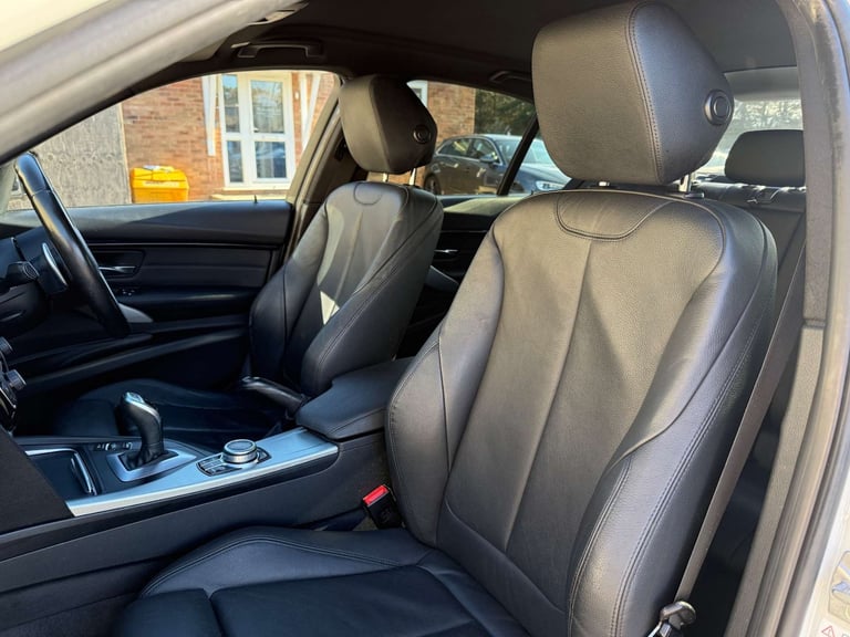 2018 BMW 3 Series 2.0 320d xDrive M Sport Auto 4WD 4dr Saloon Diesel Automatic