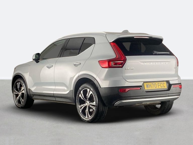 2020 Volvo XC40 2.0 B4P Inscription Pro 5dr Auto Crossover/SUV PETROL Automatic