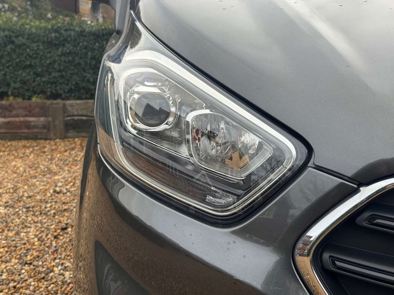 2020 Ford Transit Custom 2.0 EcoBlue 130ps Low Roof Limited Van PANEL VAN DIESEL Manual