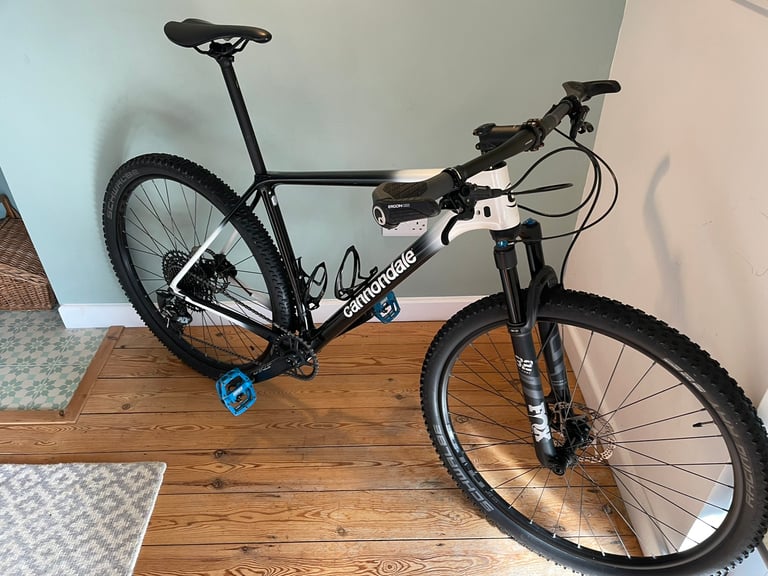 Carbon mountain Bikes Bicycles Cycles for Sale Gumtree