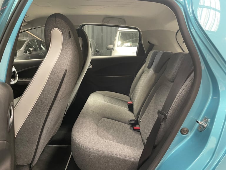 2020 Renault Zoe R135 52kWh Iconic Auto 5dr (i, Rapid Charge) HATCHBACK Electric Automatic