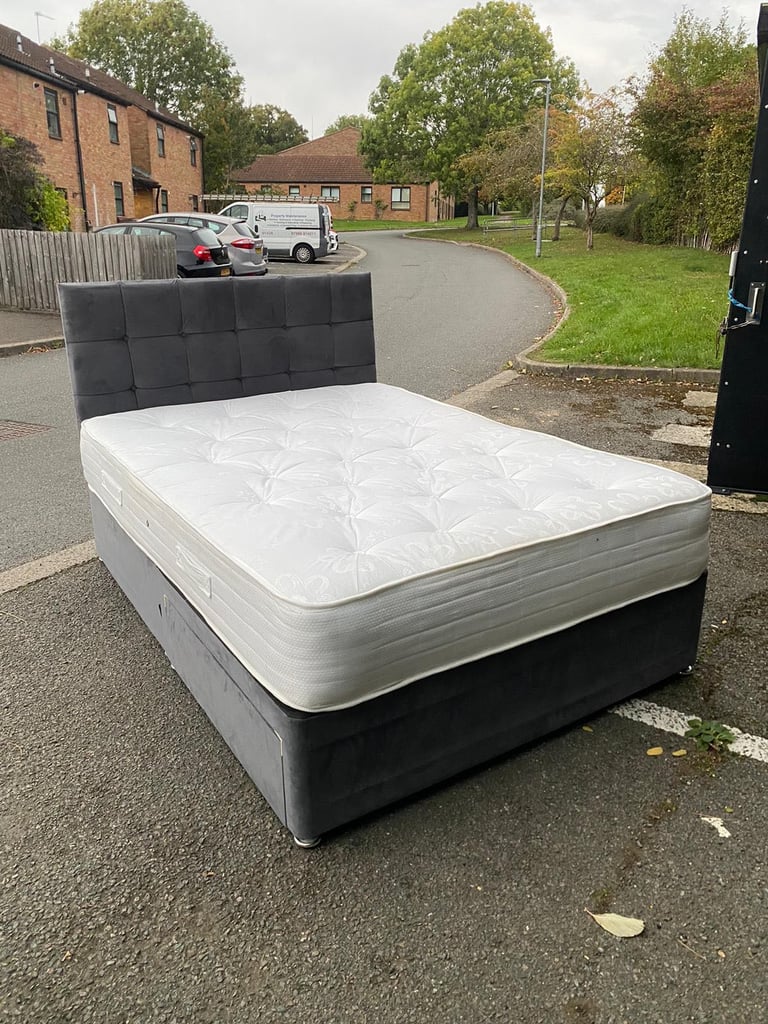 Double storage bed with mattress for £130(we can deliver)