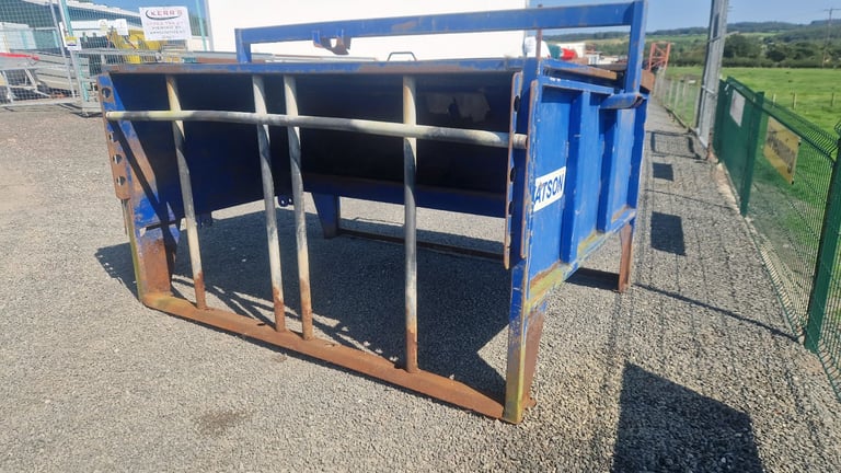 Watson calf creep feeder farm livestock tractor 