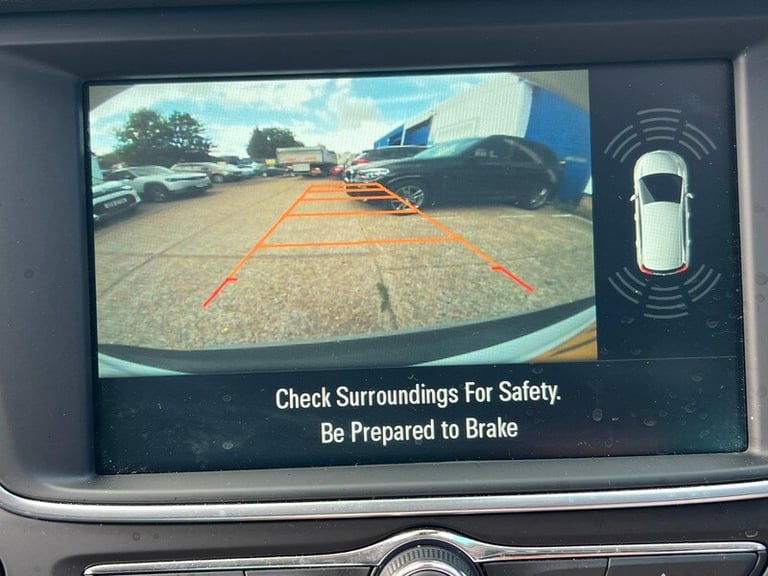 Vauxhall CROSSLAND 1.2 Turbo Griffin SUV 5dr Petrol Manual Euro 6 (s/s) (110 ps)