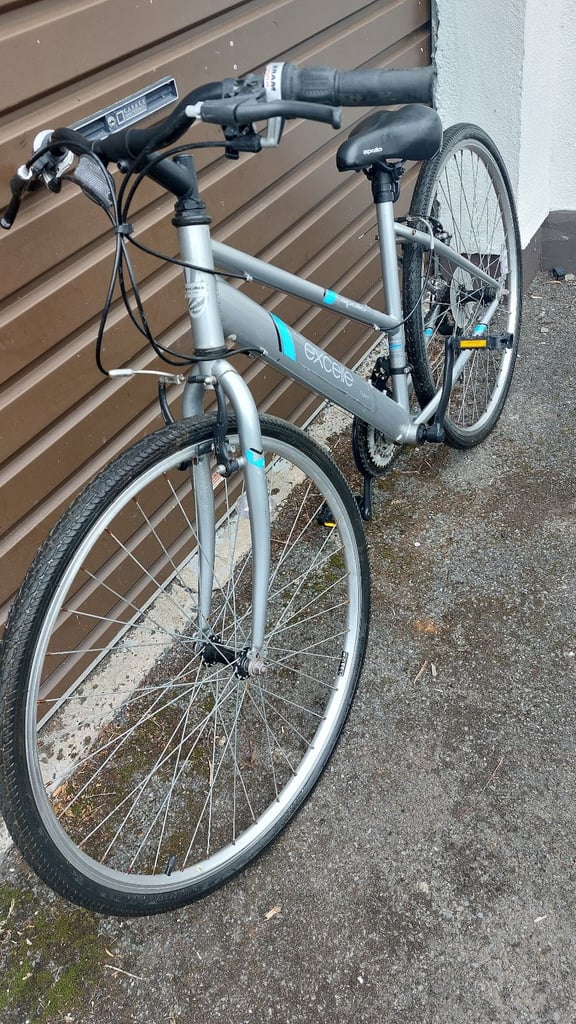 image for Apollo hybrid bike. 