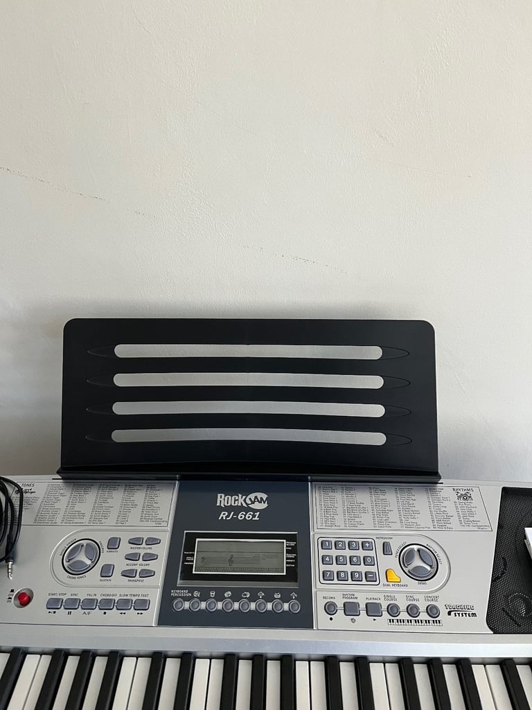 ROCK JAM ELECTRIC KEYBOARD/ORGAN