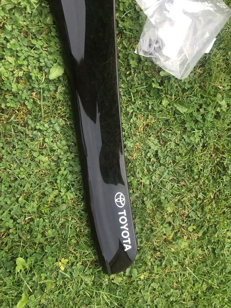 2021 -2025 TOYOTA HILUX BONNET PROTECTOR GENUINE 