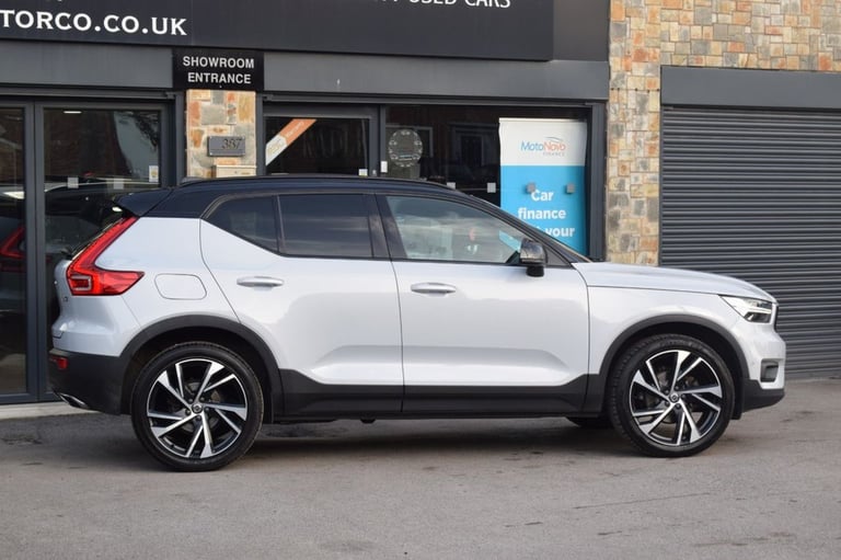 2019 Volvo XC40 2.0 D3 R DESIGN Pro 5dr Geartronic ESTATE DIESEL Automatic