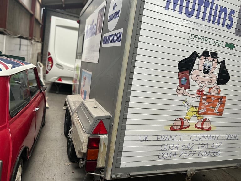 Air Conditioned Dog Transport Trailer 