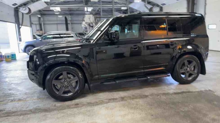 2025 Land Rover Defender 110 3.0 D350 MHEV X-Dynamic SE SUV 5dr Diesel Auto 4WD Euro 6 (s/s) (350...