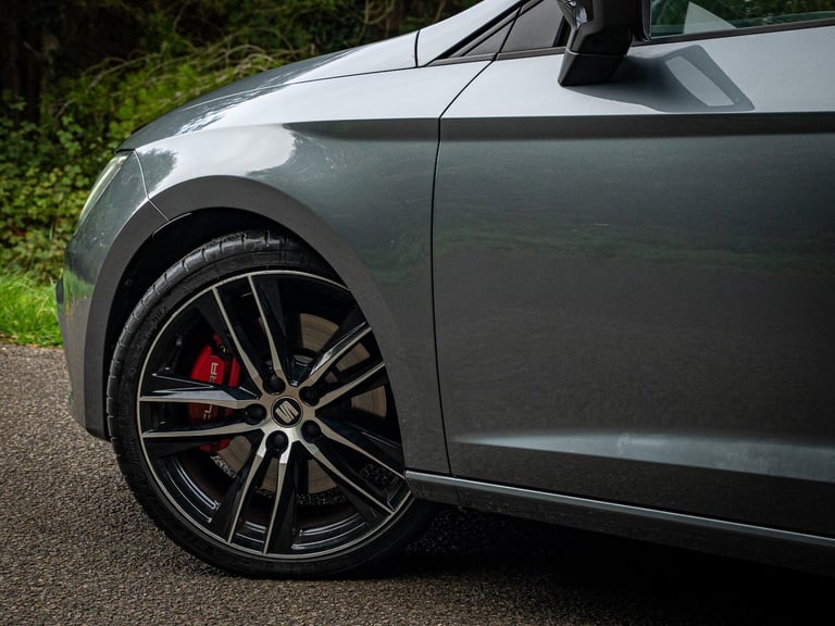2018 SEAT Leon 2.0 TSI Cupra 300 ST Euro 6 (s/s) 5dr ESTATE Petrol Manual