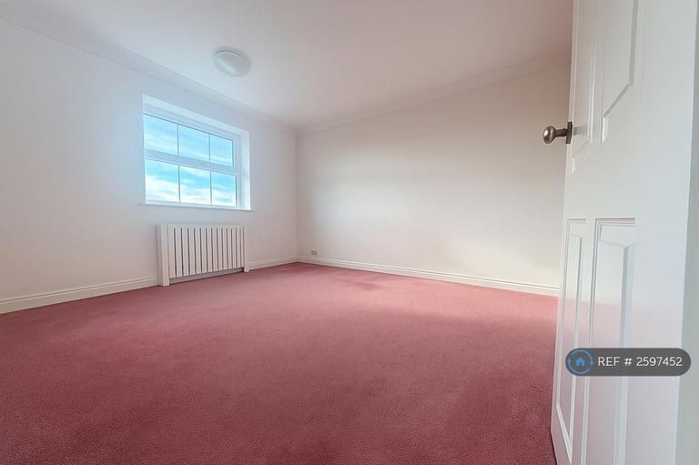 4 bedroom house in Boardman Road, Kettering, NN15 (4 bed) (#2597452)