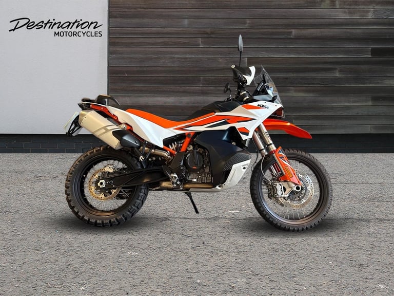 image for 2025 KTM Street 890 ADVENTURE R Petrol orange 6 Speed