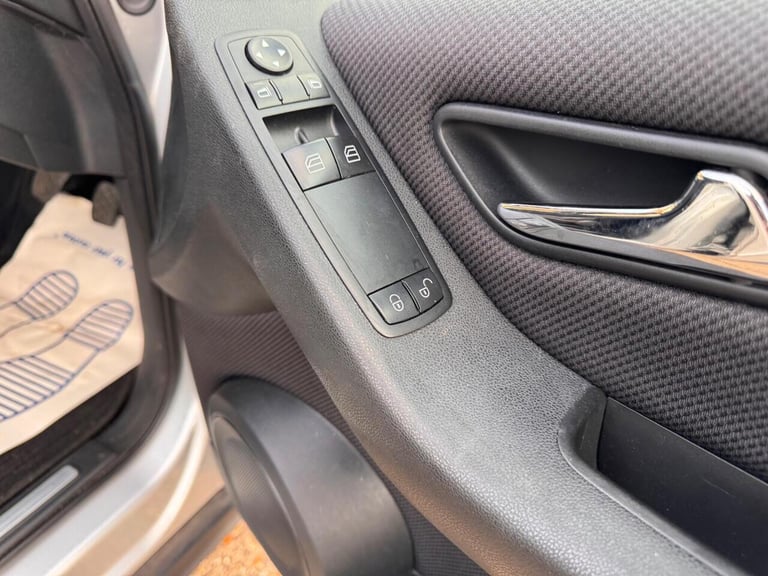 2011 Mercedes-Benz A-Class Hatchback (2008 - 2012) Hatchback Petrol Manual