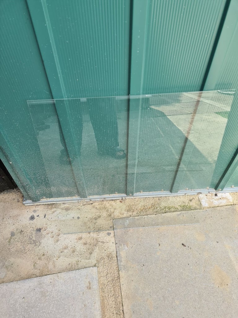 New greenhouse glass 