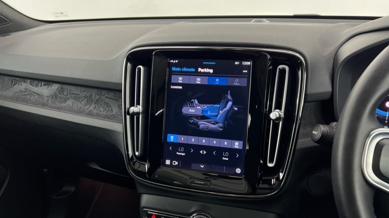 2023 Volvo C40 Recharge Core, Single Motor, Electric Estate Electric Automatic