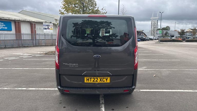 2022 Ford Tourneo Custom 2.0 EcoBlue 150ps Low Roof 8 Seater Titanium MPV DIESEL Manual