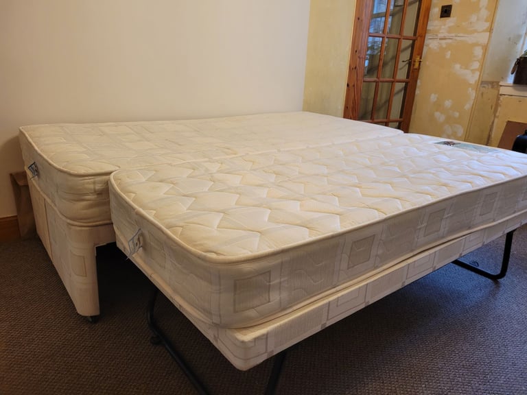 3ft Single bed with pull out 2ft6 spare bed 