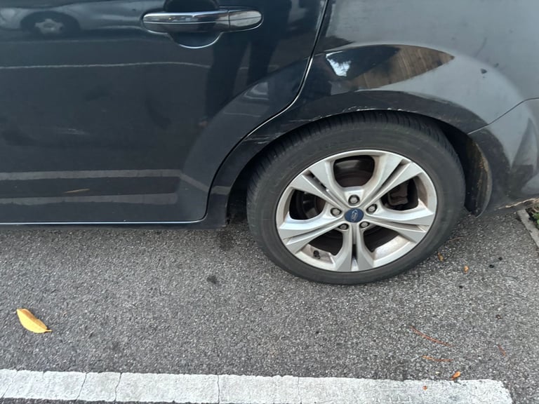 Ford, MONDEO, Hatchback, 2011, Manual, 1560 (cc), 5 doors