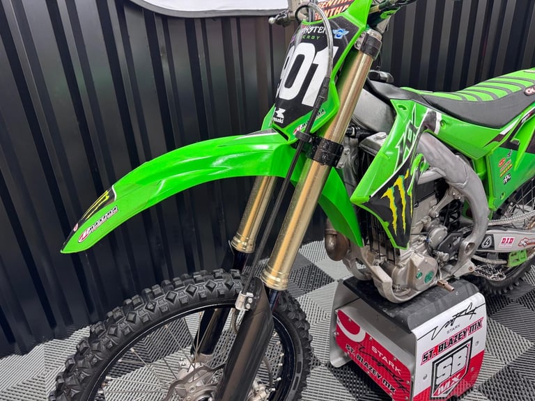 2019 KAWASAKI KXF 450 MOTO-X BIKE - 1 OWNER FROM NEW