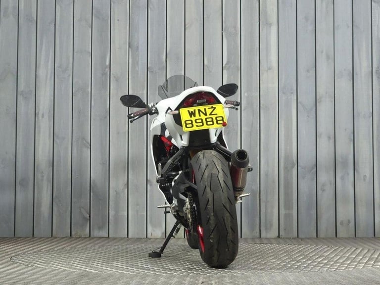 2017 17 DUCATI SUPERSPORT 950 S