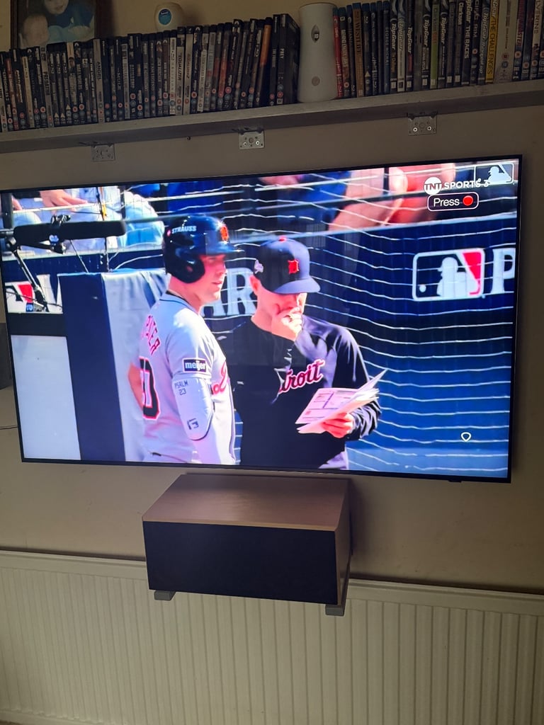 Samsung 8K tv 55inch smart television UHD separate power box 