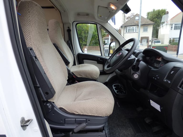 Auto-Trail Tribute 669 DIESEL MANUAL 2015/15