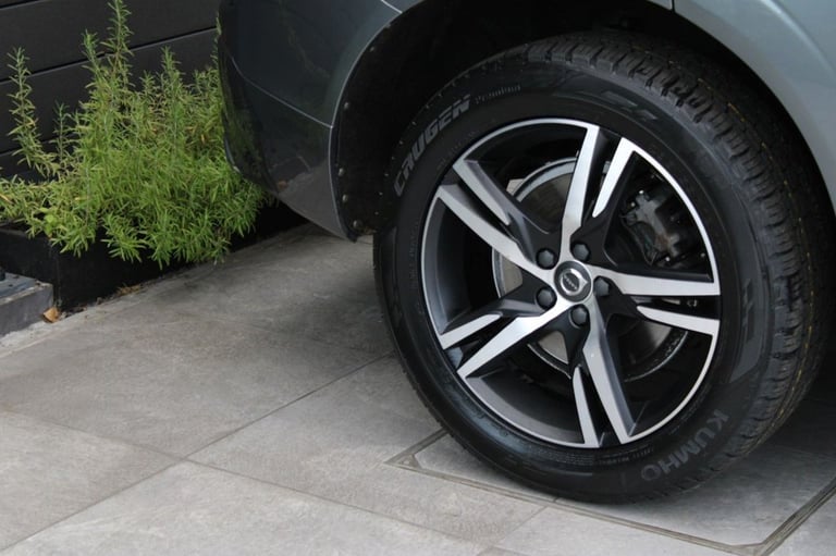 2021 Volvo XC60 2.0 B4 MHEV R-Design SUV 5dr Diesel Hybrid Auto Euro 6 (s/s) (197 ps) ESTATE DIES...