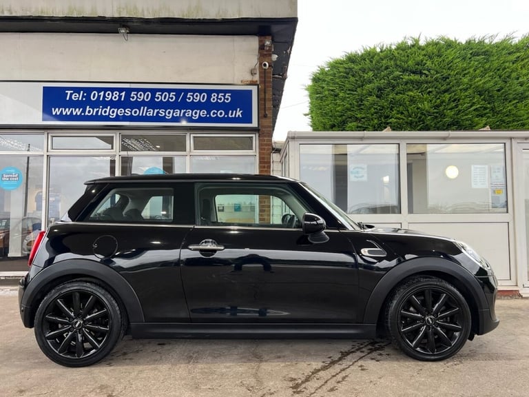 2018 18 MINI HATCH 1.5 COOPER HATCHBACK 3DR PETROL MANUAL EURO 6 (S/S) (136 PS)