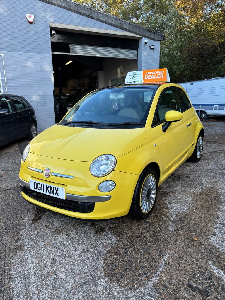 2011 Fiat 500 0.9 TwinAir Lounge 3dr HATCHBACK Petrol Manual