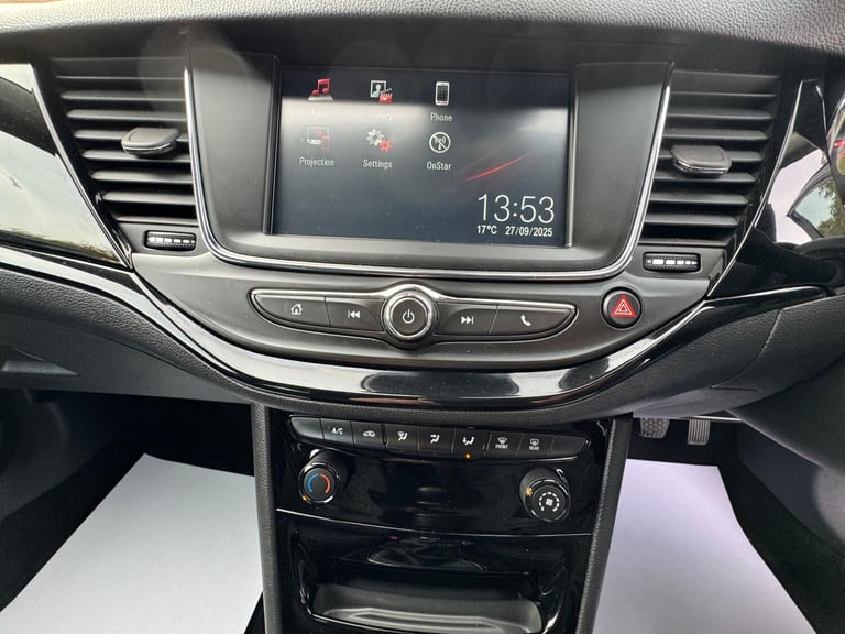 2018 Vauxhall Astra 1.4i Turbo SRi Euro 6 5dr HATCHBACK Petrol Manual