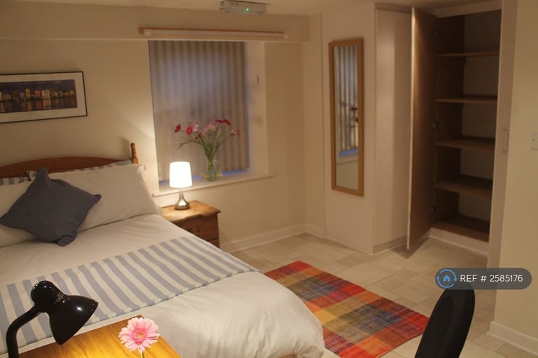 1 bedroom in Queen Street, Dumfries, DG1 (#2585176)