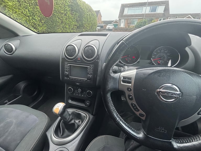 Nissan, QASHQAI, Hatchback, 2013, Manual, 1598 (cc), 5 doors