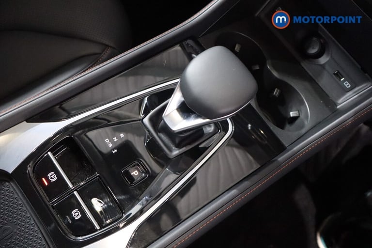 2025 MG MG HS 1.5 T-GDI Trophy 5dr DCT ESTATE PETROL Automatic