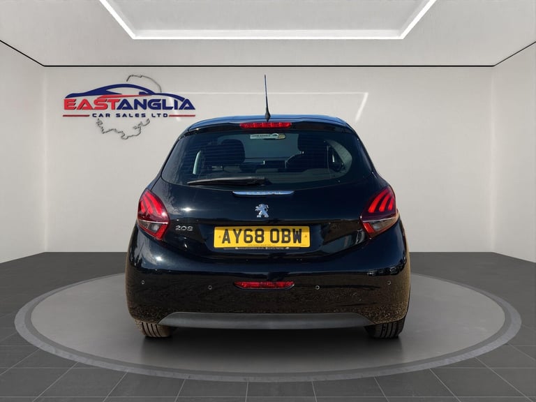 2018 Peugeot 208 1.2 PureTech Signature Euro 6 (s/s) 5dr HATCHBACK Petrol Manual