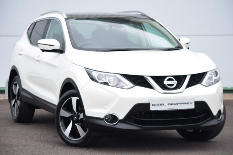 image for 2017 Nissan Qashqai 1.5 dCi N-Vision SUV 5dr Diesel Manual 2WD Euro 6 (s/s) (110 ps) Diesel Manual
