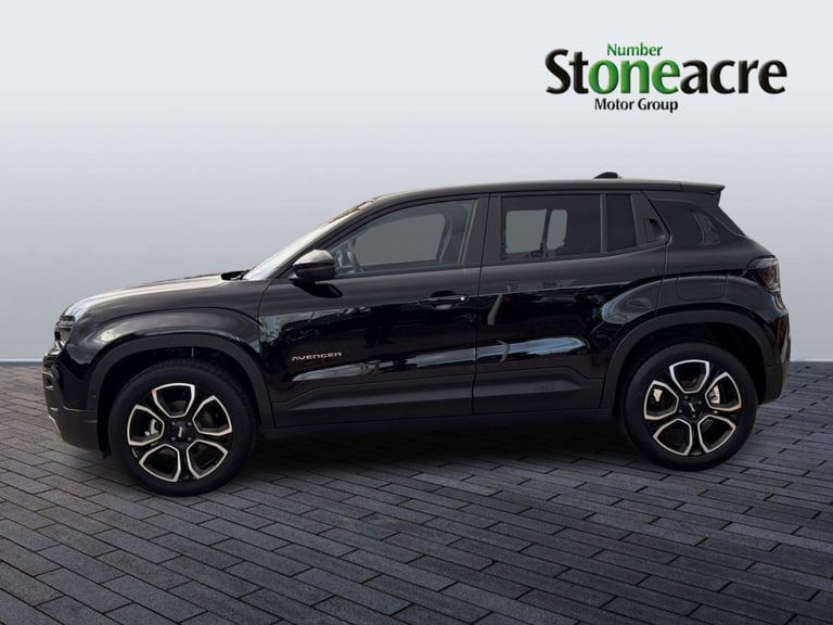 2025 Jeep Avenger Summit 1.2 100hp Mt HATCHBACK Petrol Manual